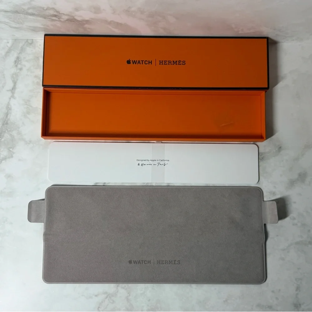 Hermès x Apple Watch Logo Gift Box w/ Insert | Orange